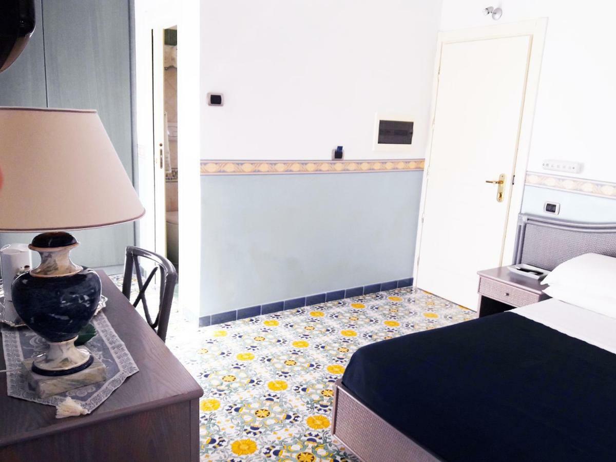Hotel Stella Maris カザール・ヴェリーノ エクステリア 写真